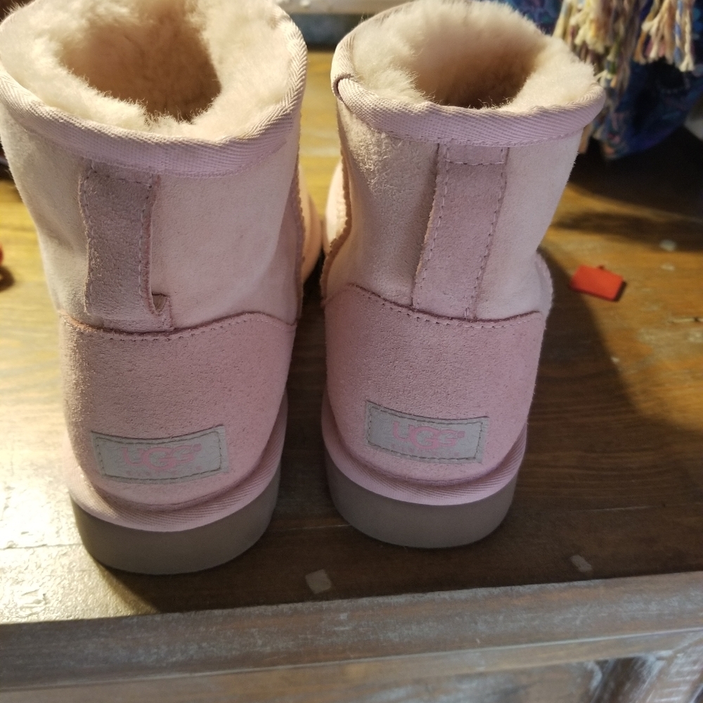 Pink womens Uggs